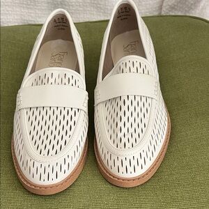 Franco Sarto Women's Cream Perforated Loafers